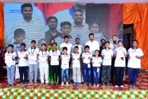 Speak Smart: English, Tamil & Hindi Basics with Language Pillar